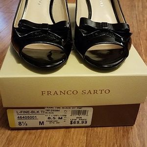 FRANCO SARTO L-Fine vintage patent leather open toe black heel size 8.5